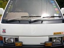 Nissan Vanette 1993 Van