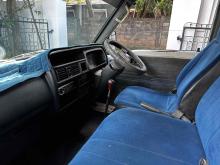 https://riyasewana.com/uploads/nissan-nissan-vanette-109074324231.jpg