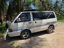 Nissan VANETTE 1990 Van
