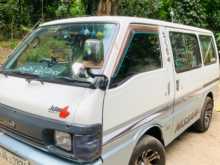 Nissan Vanette 1999 Van