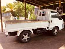 https://riyasewana.com/uploads/nissan-nissan-vannet-2002-514535212612.jpg