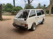 Nissan Vanette 1986 Van