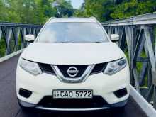 Nissan X-Trail 2016 SUV