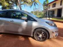 Nissan Note E-POWER 2017 Car