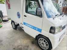 https://riyasewana.com/uploads/nissan-nt100-314502722292.jpg