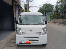 Nissan Nv 100 2016 Van