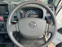 https://riyasewana.com/uploads/nissan-nv-100-5174608486.jpg