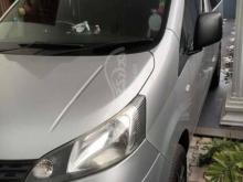 Nissan NV200 2017 Van