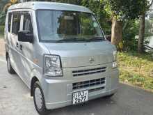 Nissan NV100 2015 Van