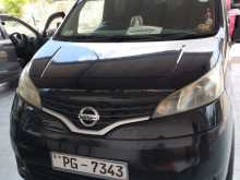 Nissan NV200 2011 Van