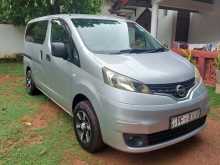 Nissan Nv200 2010 Van