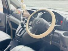 https://riyasewana.com/uploads/nissan-nv200-198413424871.jpg