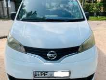 Nissan NV200 2011 Van