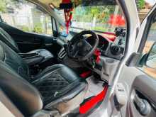 https://riyasewana.com/uploads/nissan-nv200-2012-2122520412213.jpg