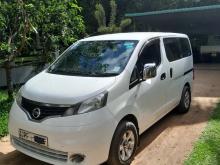 Nissan NV200 2011 Van