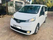 Nissan NV200 2012 Van