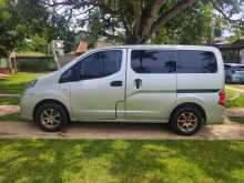 Nissan NV200 2009 Van