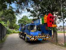Nissan P H Kobelco 1998 Lorry