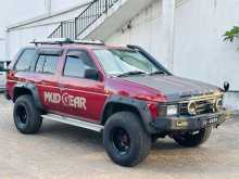 Nissan PATHFINDER 1985 SUV