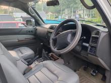 https://riyasewana.com/uploads/nissan-patrol-199331317105.jpg
