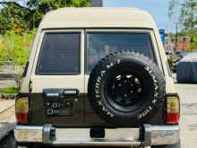 https://riyasewana.com/uploads/nissan-patrol-y60-1991-1420132712754.jpg