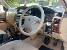 https://riyasewana.com/uploads/nissan-patrol-y61-1610374417245.jpg