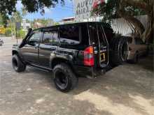 https://riyasewana.com/uploads/nissan-patrol-y61-2005-1510455712453.jpg