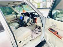 https://riyasewana.com/uploads/nissan-patrol-y61-2006-519292012444.jpg