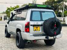 https://riyasewana.com/uploads/nissan-patrol-y61-2006-519292013003.jpg