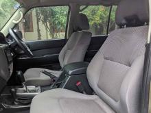 https://riyasewana.com/uploads/nissan-patrol-y61-419471624972.jpg