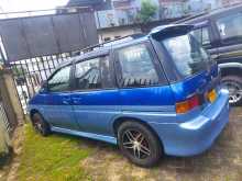 Nissan Prairie RX 2000 Car