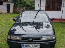 Nissan Primera 1995 Car
