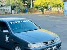Nissan Primera 1995 Car
