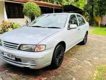 Nissan Pulsar 2000 Car