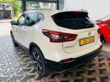 https://riyasewana.com/uploads/nissan-qashqai-tekna-10155624873.jpg