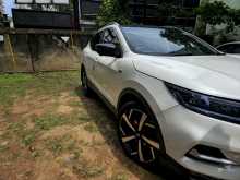 https://riyasewana.com/uploads/nissan-qashqai-tekna-23114220261.jpg
