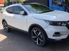 https://riyasewana.com/uploads/nissan-qashqai-tekna-2716522517375.jpg