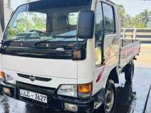 Nissan Qd 2006 Lorry