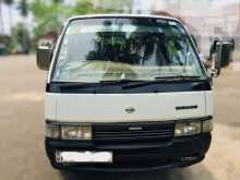 Nissan Caravan QD 32 1999 Van