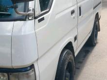 Nissan Caravan QD32 2003 Van
