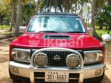 Nissan Rasheen 1996 SUV