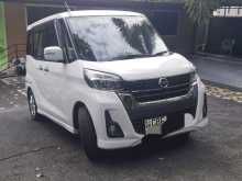 https://riyasewana.com/uploads/nissan-roox-2017-615161212402.jpg