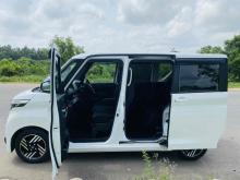 https://riyasewana.com/uploads/nissan-roox-highway-1514464824233.jpg