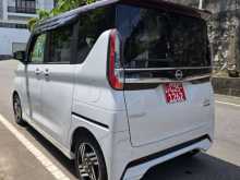 https://riyasewana.com/uploads/nissan-roox-highway-181001224643.jpg