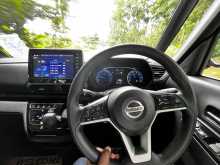 https://riyasewana.com/uploads/nissan-roox-highway-2023-210420313004.jpg