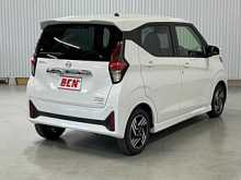 https://riyasewana.com/uploads/nissan-roox-highway-2023-3012115112052.jpg