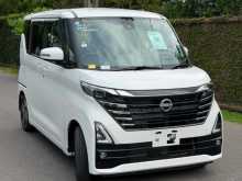 Toyota Roomy 2024 Car