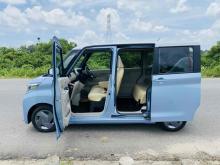 https://riyasewana.com/uploads/nissan-roox-x-1213220324101.jpg
