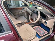Nissan Saloon 2004 Car