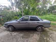 Nissan Sunny 2000 Car